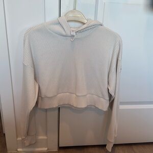 Alo Yoga Muse Cropped hoodie